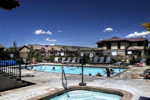 Bear Hollow Village Unit 4305