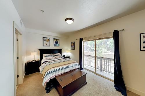 Bear Hollow Village Unit 4305