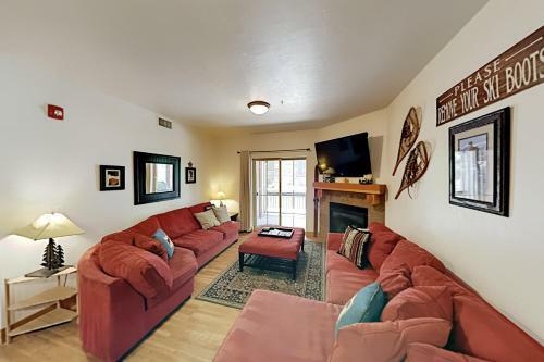 Bear Hollow Village Unit 4305