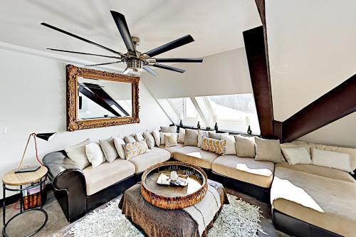 Mountain Village Lodge 362