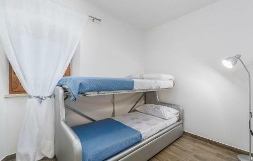 Apartment-ire