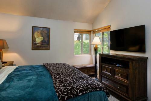 Hidden Creek 37d