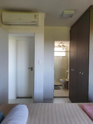 Apartamento Bosque De Guarajuba, Com Vista Mar.