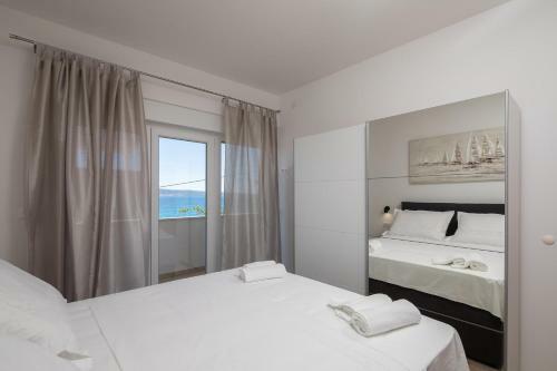 Apartments 20 Meters From The Beach