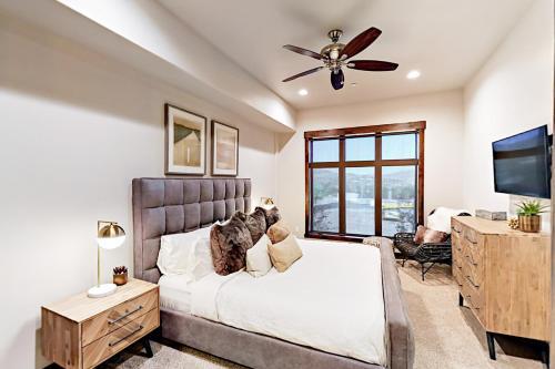 Blackstone Haven 1b