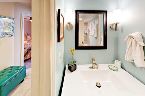 Park Ave Manor 3b