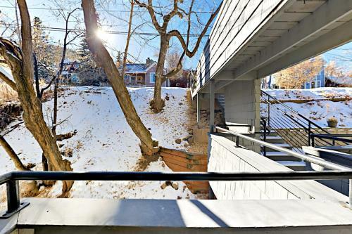 Park Ave Manor 3b
