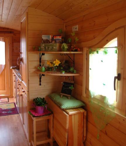 Maison D'h�tes La Roulotte Des 4 Saisons