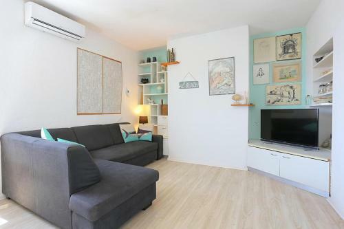 Apartments By The Sea Sumpetar, Omis - 13324