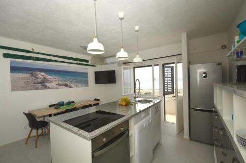 Apartments By The Sea Sumpetar, Omis - 13324