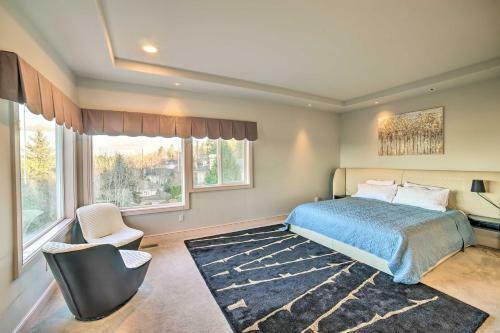 Luxury Bellevue Getaway With Lake And Mtn Views!