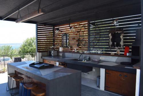 Romantic Villa Amorosa - Seaview, Private Pool, Jacuzzi