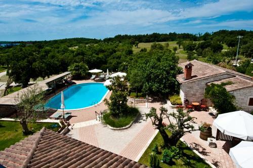 Casa Rustica Dva Baladura B&B