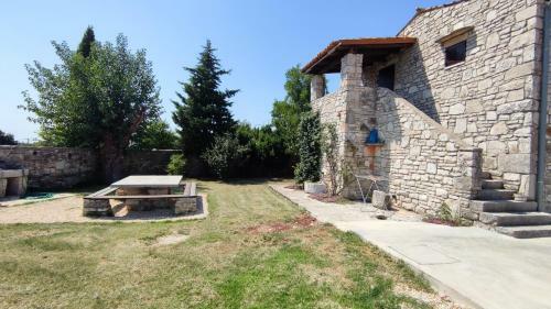 La Dolce Villa - With Heated Swimming Pool