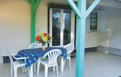 Holiday Home De La Pointe S.gildas