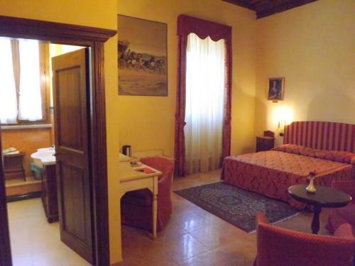 Hotel Relais Il Postiglione - Antica Posta Dei Chigi
