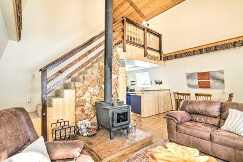 Unique Forest Cabin With Deck Ski, Hike, Fish!