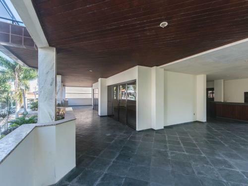 Apartamento Excelente Cobertura Duplex A 2 Quadras Da Praia Do Forte Com 4 Quartos