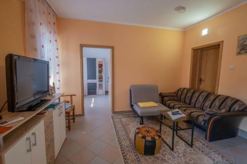 Apartman & Rooms Pejo