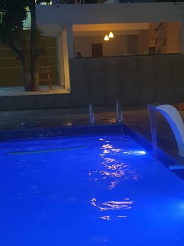 Casa de Praia Familiar - Per� Cabo Frio