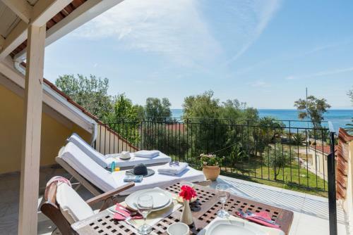 Albouro Sea Front Apartments