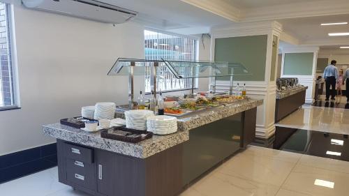 Apartamento Piazza Di Roma. Andreia.