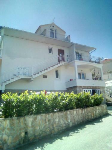 Hostal Apartmani Mileti?