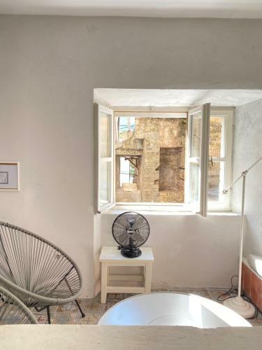 Charming Stone House In Jelsa