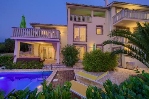 Villa Residencia La Famiglia