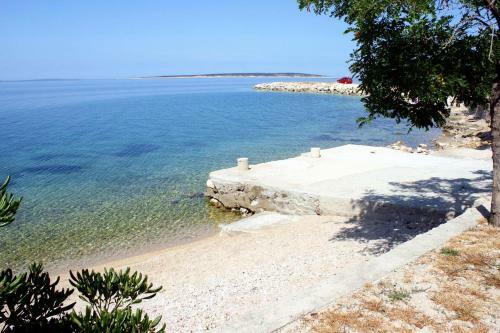 Apartments With A Parking Space Mandre, Pag - 18748