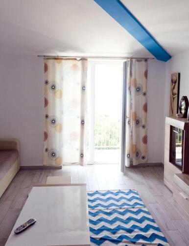 Apartmani Mira