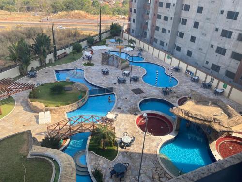 Apartamento Golden Dolphin Supreme 3 Qtos -(402)
