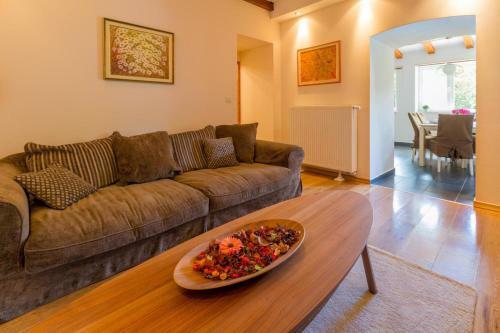 Holiday Home In Krizisce 40737
