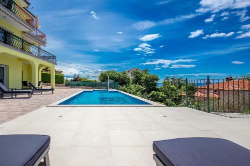 Luxury Apartments Kostrena With Pool