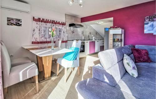 Nice Apartment In Kostrena With 2 Bedrooms