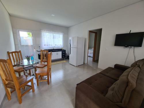 Casa Nova Agrad�vel E Aconchegante