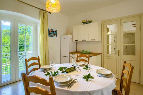 Villa Katarina Vintage House