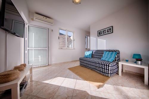 Apartments Marinkovic Komiza