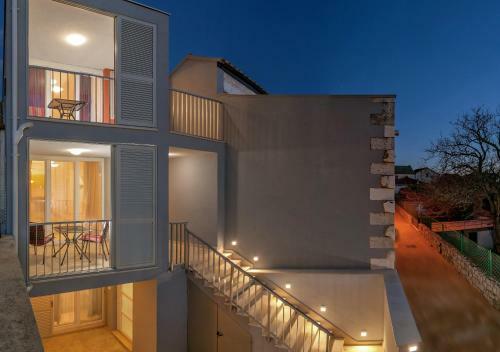 Apartamentos Villa Kala Komi?a