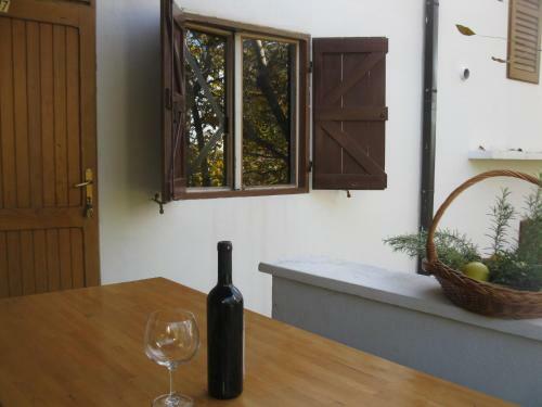 Hostal Apartments Bako Komiza