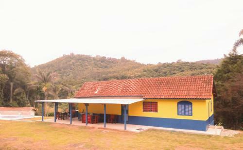 Casa De Campo Casinha Amarelinha
