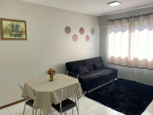 Apartamento Ap Completo, Confort�vel E Bem Localizado Com Vaga De Garagem