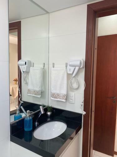 Apartamento Ap Completo, Confort�vel E Bem Localizado Com Vaga De Garagem