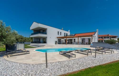 Villa Posidonia With Sea View And Surrounded By Olive Trees