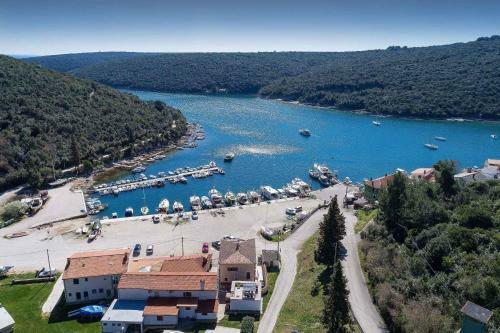 Holiday Home In Krnica/istrien 37962