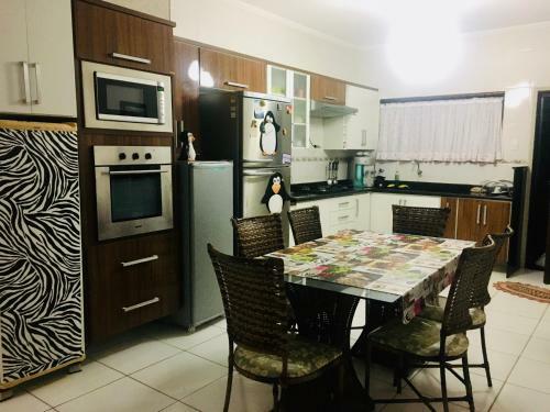 Apartamento/casa - Ilha Comprida/sp At� 10 Pessoas