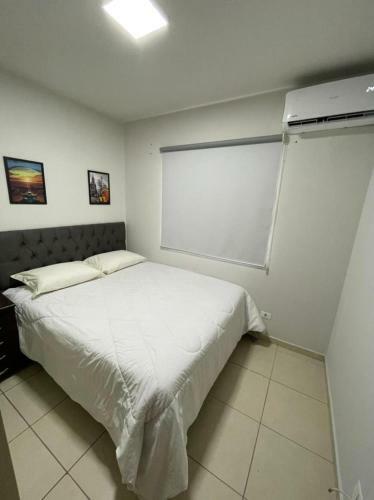 Excelente Apartamento Inteiro Proximo Uem E Centro 806