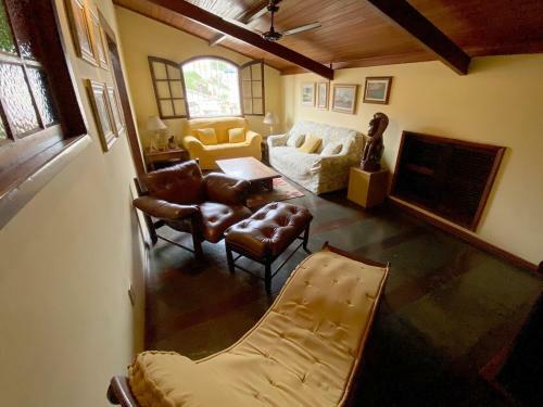 Linda Casa Colonial Pr�ximo A Vassouras