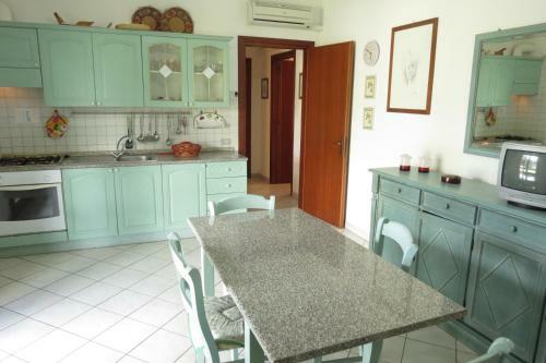 Apartamento Appartamenti Torre Di Chia