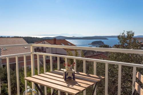 Peaceful Apartment With Beautiful View